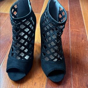 Nina Black Cutout Heels